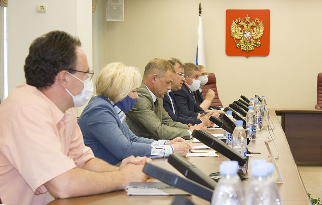 Встреча временно исполняющего обязанности Губернатора Ульяновской области Алексей Русских с членами Коллегии Счётной палаты Ульяновской области